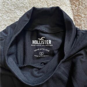Hollister Classic Black Pullover